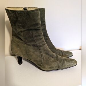 Casual Corner Olive leather booties in size 6